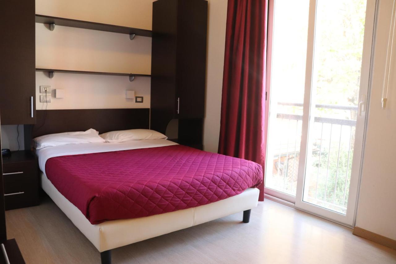 Hotel Morolli Rimini Exterior photo