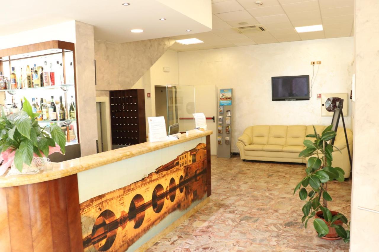 Hotel Morolli Rimini Exterior photo