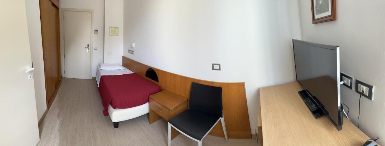 Hotel Morolli Rimini Exterior photo