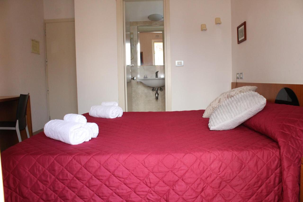 Hotel Morolli Rimini Exterior photo